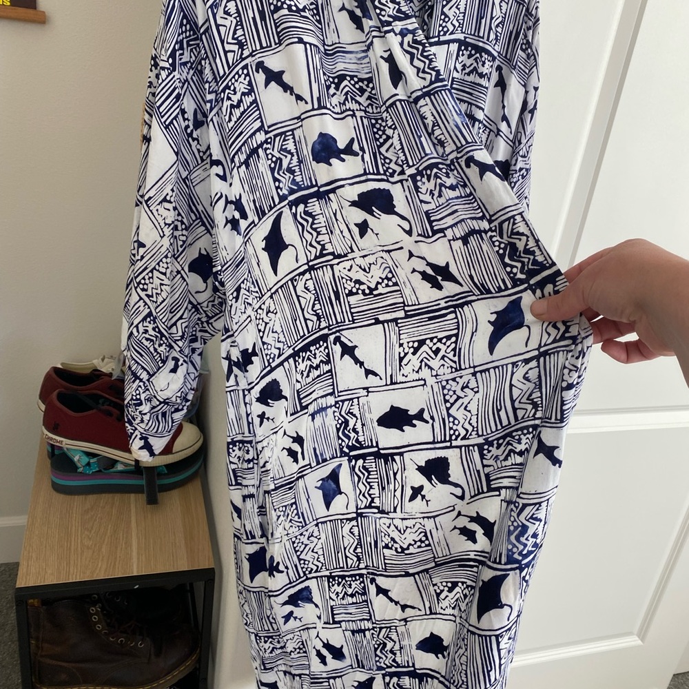 Batik 90’s reggae kimono with sea creatures sharks stingray fish size OS